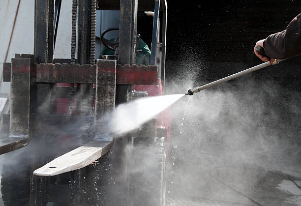 Best Garage Pressure Washing  in Pearl River, MS